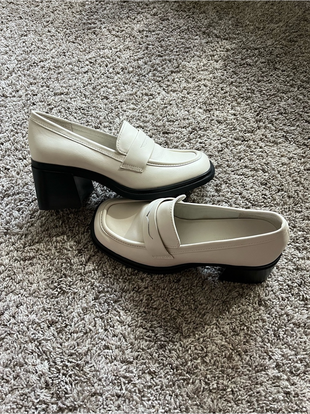 Steve Madden Preppy Chunky Platform Heel Loafers Bone White Leather Size 7.5